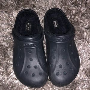 Fuzzy black comfort crocs